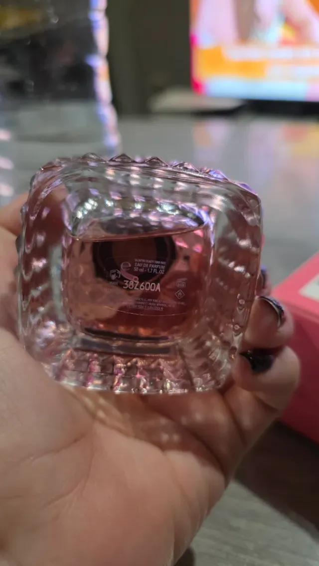 Valentino Donna Born in Roma Perfume