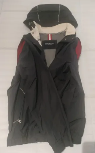 Cazadora Hackett azul marino y Roja Talla L