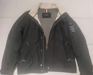 Cazadora Hackett azul marino y Roja Talla L