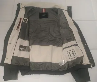 Cazadora Hackett azul marino y Roja Talla L