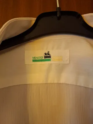 Camisa blanca de vestir hombre