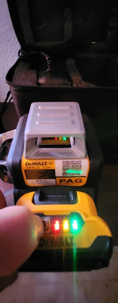 Nivel Láser DeWalt Verde