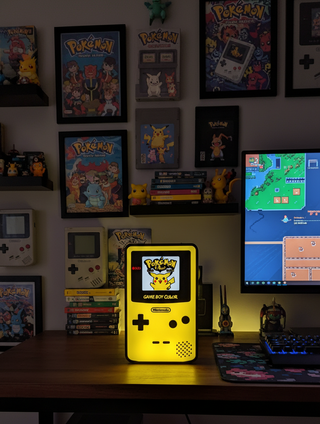 Lámpara led Game Boy Pikachu Pokémon 20% DESCUENTO