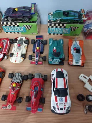 Lote Scalextric Coches y Accesorios