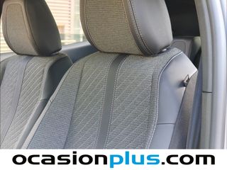 Peugeot 2008 Allure Hybrid eDCS6 100 kW (136 CV)