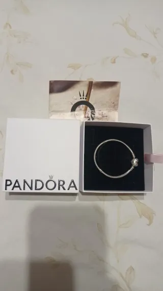 Pulsera Pandora Plata Corazón.