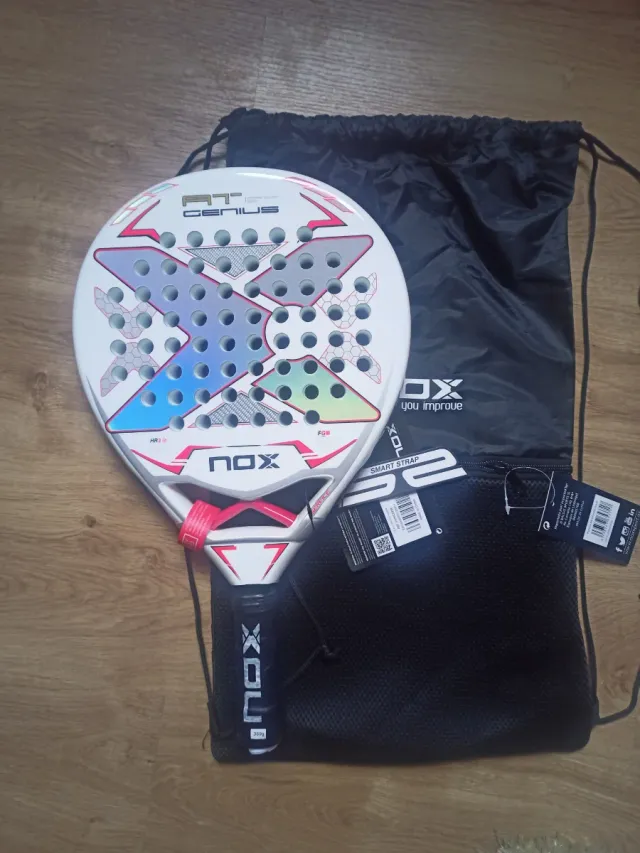 Pala NOX AT PRO CUP GENIUS