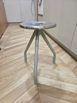 Taburete Metálico Vintage Gris y Plateado