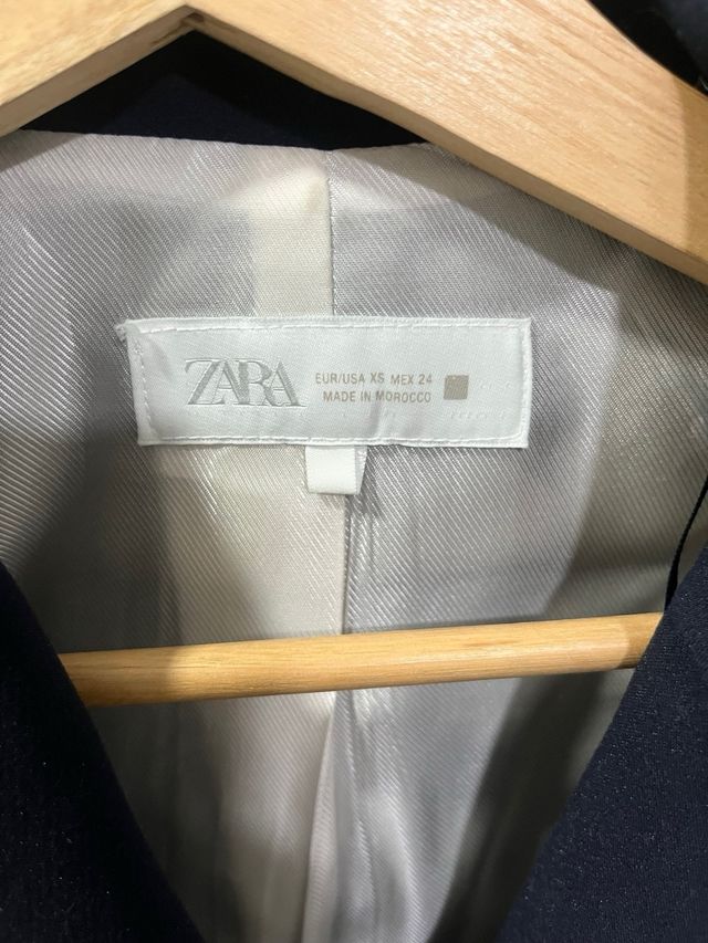 Blazer corto ZARA azul Talla XS