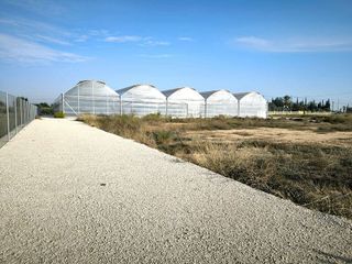 Terreno en venta en Las Bayas en Elche