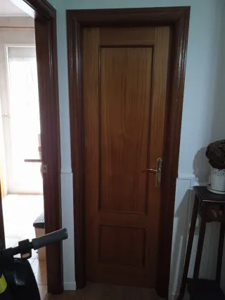 Puerta de madera para piso sería 5 más 2 de crista