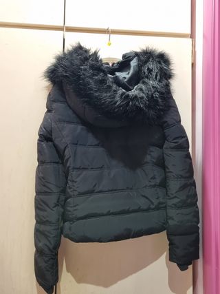 Giubbotto donna Kiabi nero con cappuccio