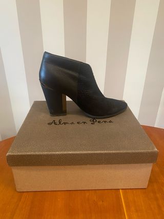 Botines Alma en Pena Piel Negra