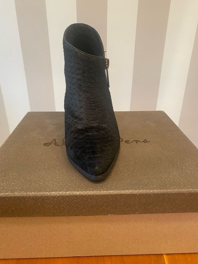 Botines Alma en Pena Piel Negra