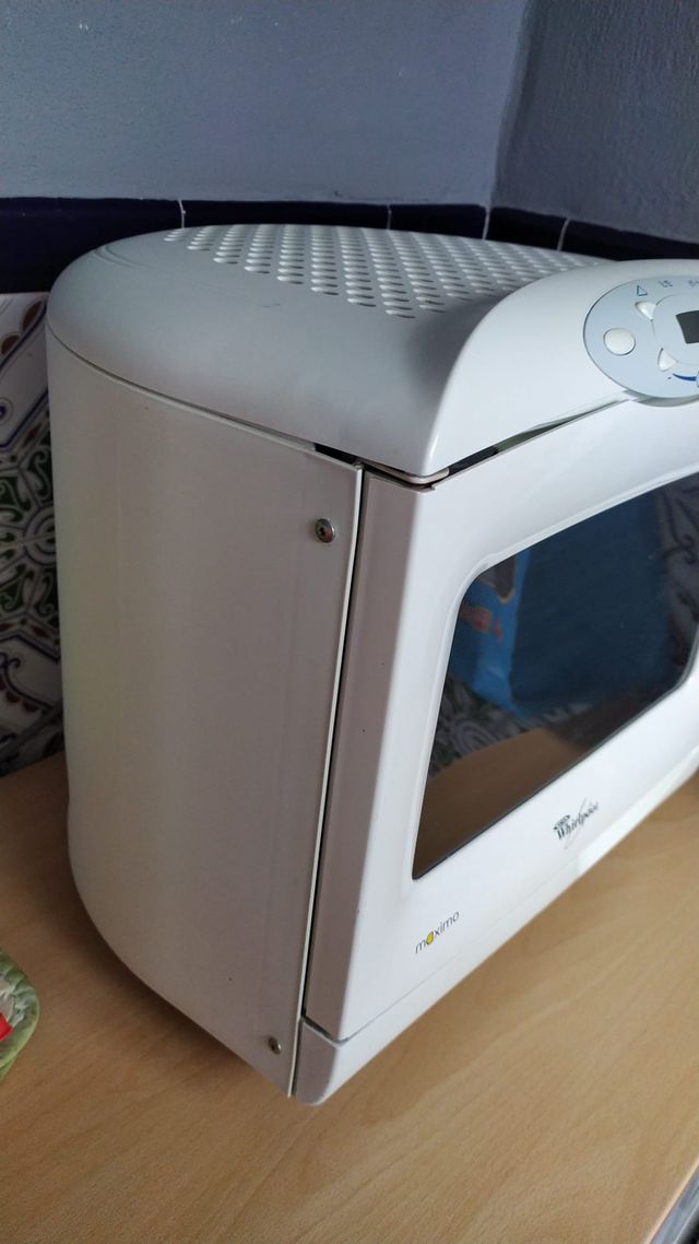 Microondas Whirlpool Digital