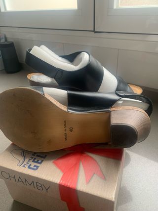 Sandalias Chamby Talla 40 Negras