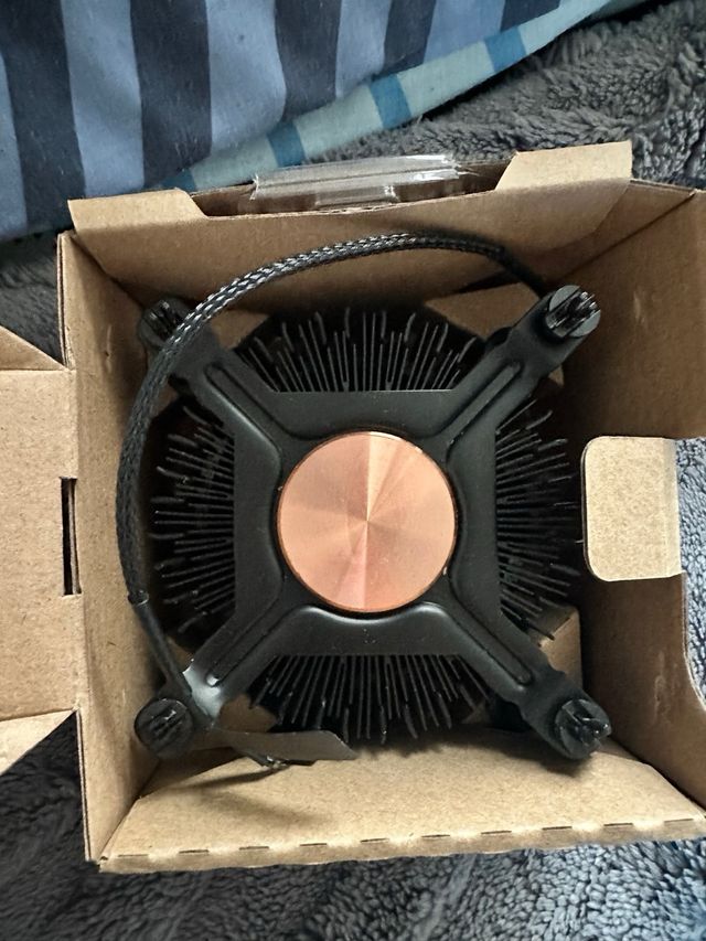 Procesador Intel Core i3-12100F 12th Gen