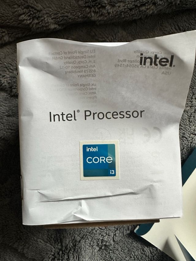 Procesador Intel Core i3-12100F 12th Gen