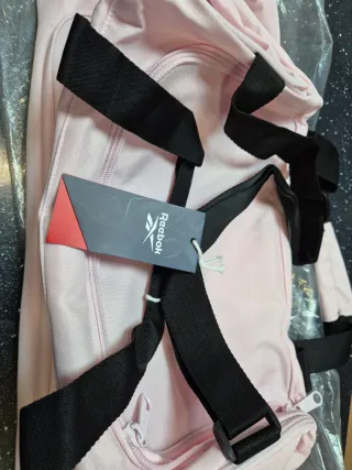 Bolso Deportivo Reebok Rosa y Blanco