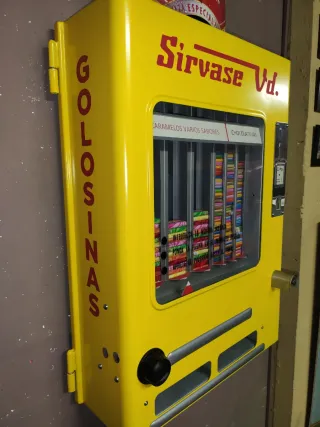 Expendedora antigua Azkoyen