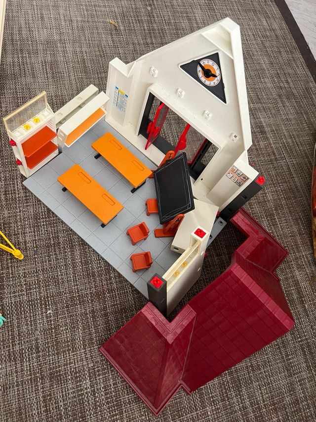 Casa Playmobil, colegio playmobil y varios
