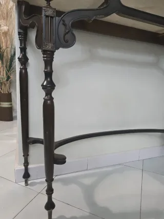 Consolle antica con specchio