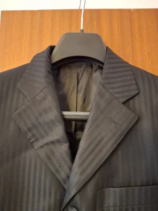 Traje de chaqueta y pantalón rayas