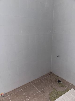 Local comercial en venta en Utebo