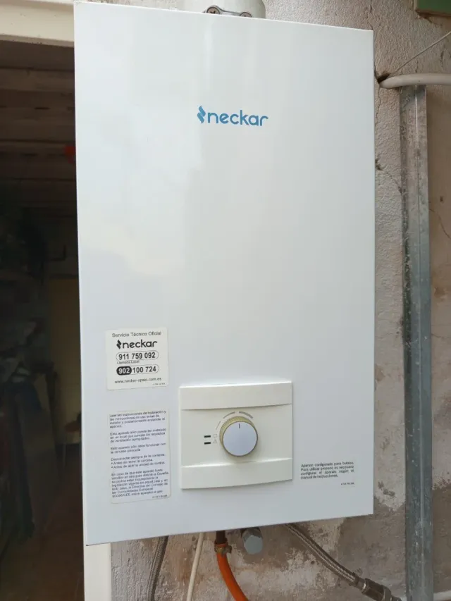 Calentador gas butano  Neckar blanco