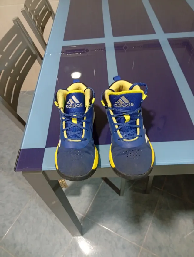 Playeros Adidas Azul y Amarillo