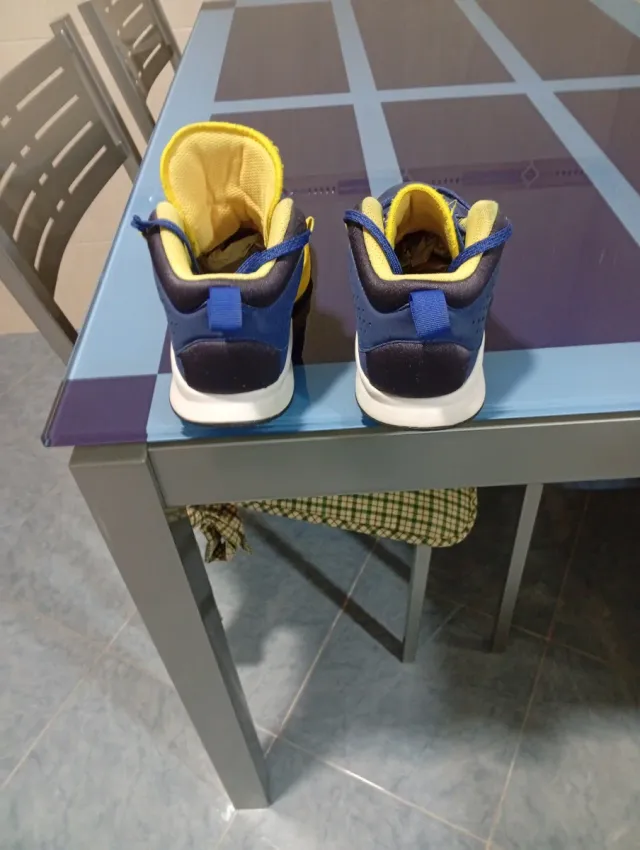 Playeros Adidas Azul y Amarillo