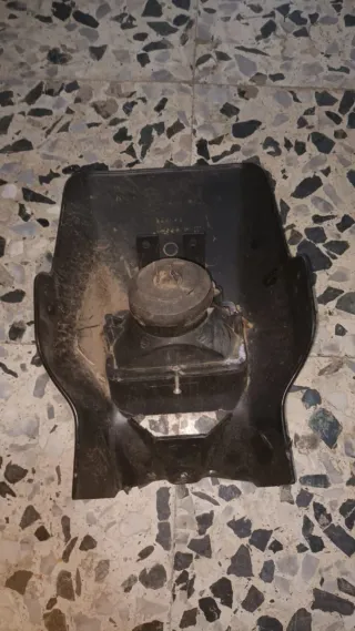 Careta Faro Gilera Hak 50 zulú