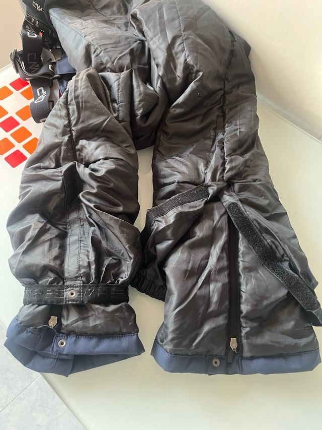 Pantalón de nieve CMP 14 años. usado 1 vez sola