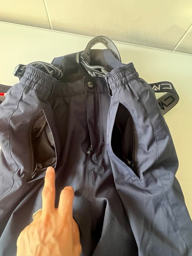 Pantalón de nieve CMP 14 años. usado 1 vez sola