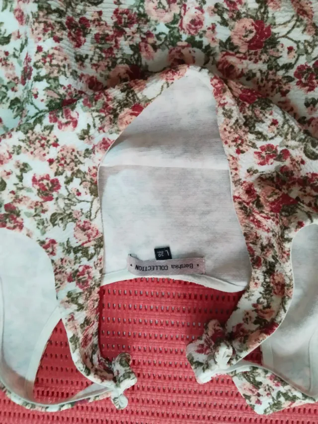 Vestido floral talla S