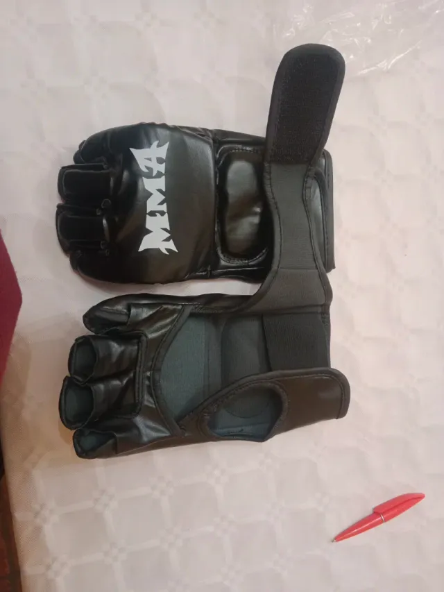 Guantes MMA Negros
