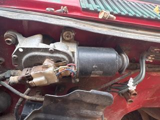 Motor limpiaparabrisas Terrano 1