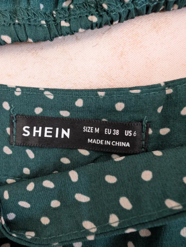 Conjunto Shein verde falda pantalón y top