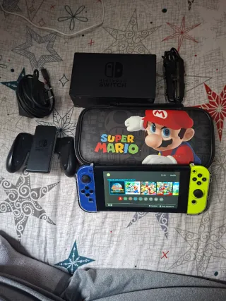 Nintendo Switch Azul y Amarillo