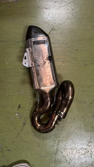 Escape Yoshimura CBR 1000