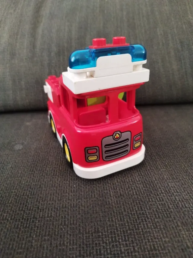 Coche de bomberos de juguete