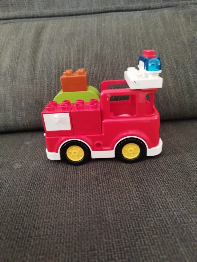 Coche de bomberos de juguete