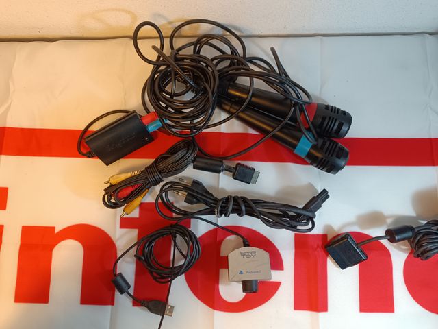 Consola PS2 Fat Preta + 6 Jogos e Acessórios