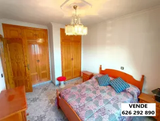 Chalet con piscina en Talavera