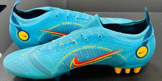 Botas Fútbol Gama Alta