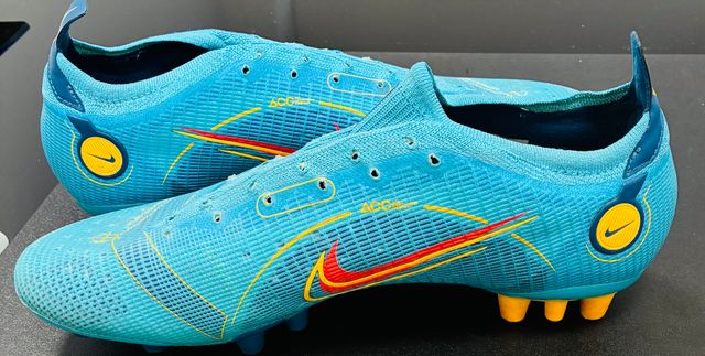 Botas Fútbol Gama Alta