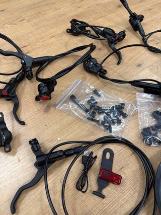 Repuestos Bicicleta: Frenos, Cassette 12v,Bielas..