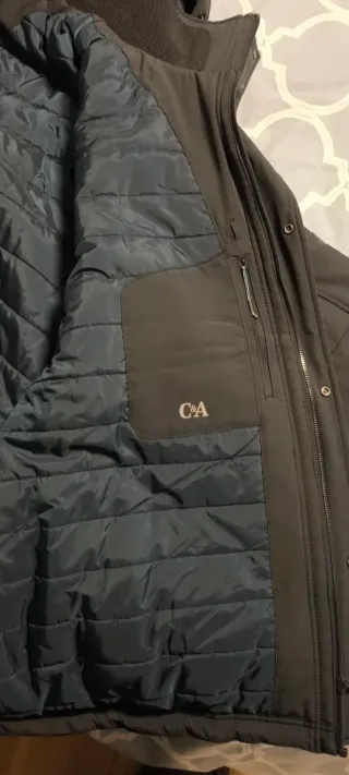 Abrigo C&A Negro Talla 6XL