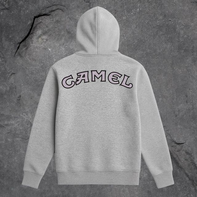 Sudadera Camel Negra básica.