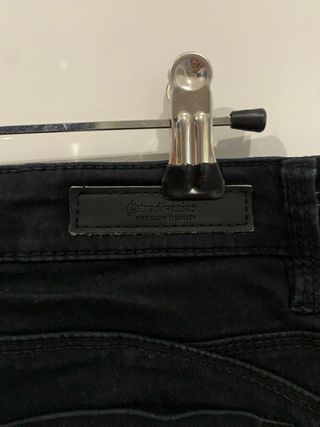 Pantalón corto negro de Stradivarius